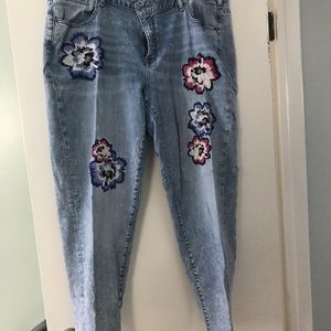 Lane Bryant embroidered jeans size 24 boyfriend cut